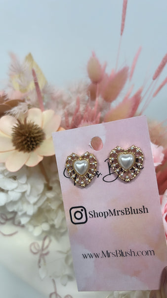 PEARL HEARTS EARRINGS