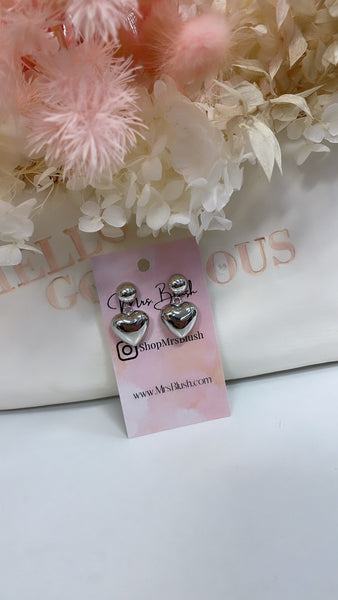 FLUFFY HEART EARRINGS- SILVER